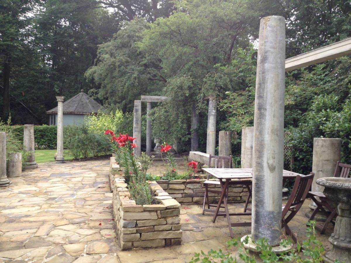 The Garth Guest Suite Studio Cottage Lingfield Exterior foto